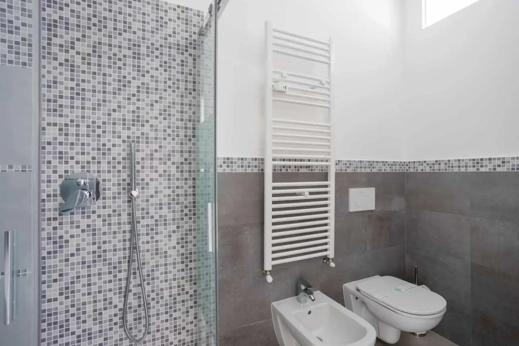 Parking and Comfort - Spacious Apt up to 8 Pax - Milano City Apartments — photo 7