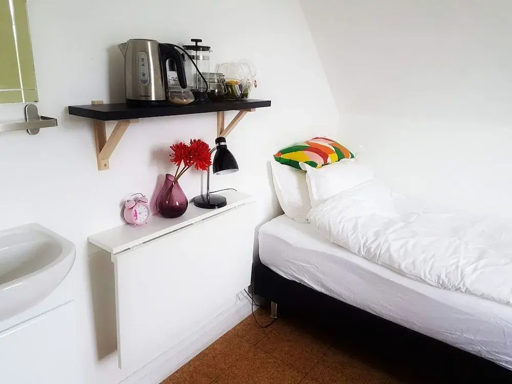 Refurinn Reykjavik Guesthouse - Hostel — photo 3