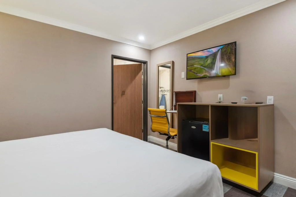 Hotel H-Wood — photo 4