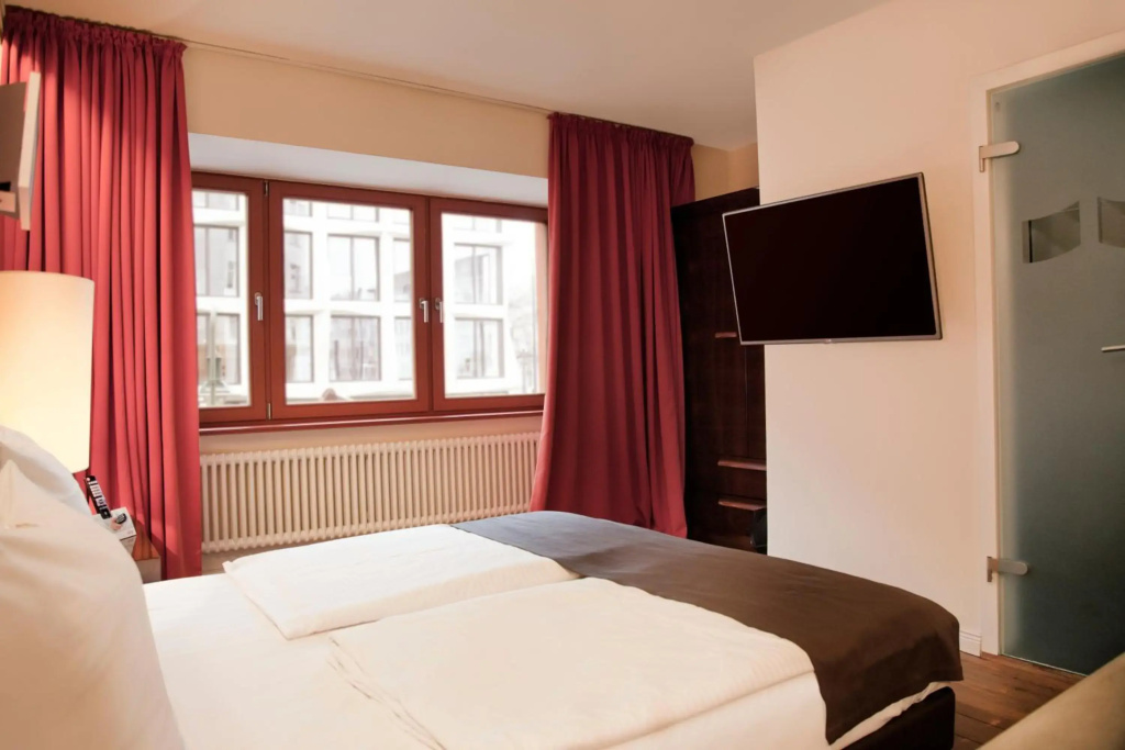 Hotel Adele — photo 2