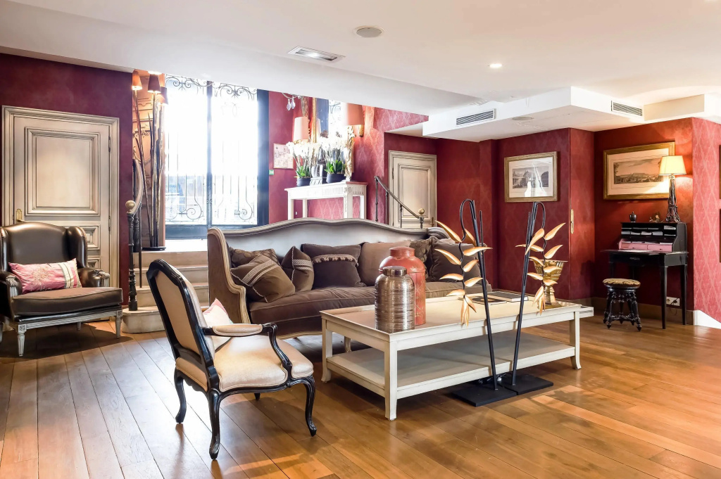 Hôtel Chateaubriand Champs Elysées — photo 7