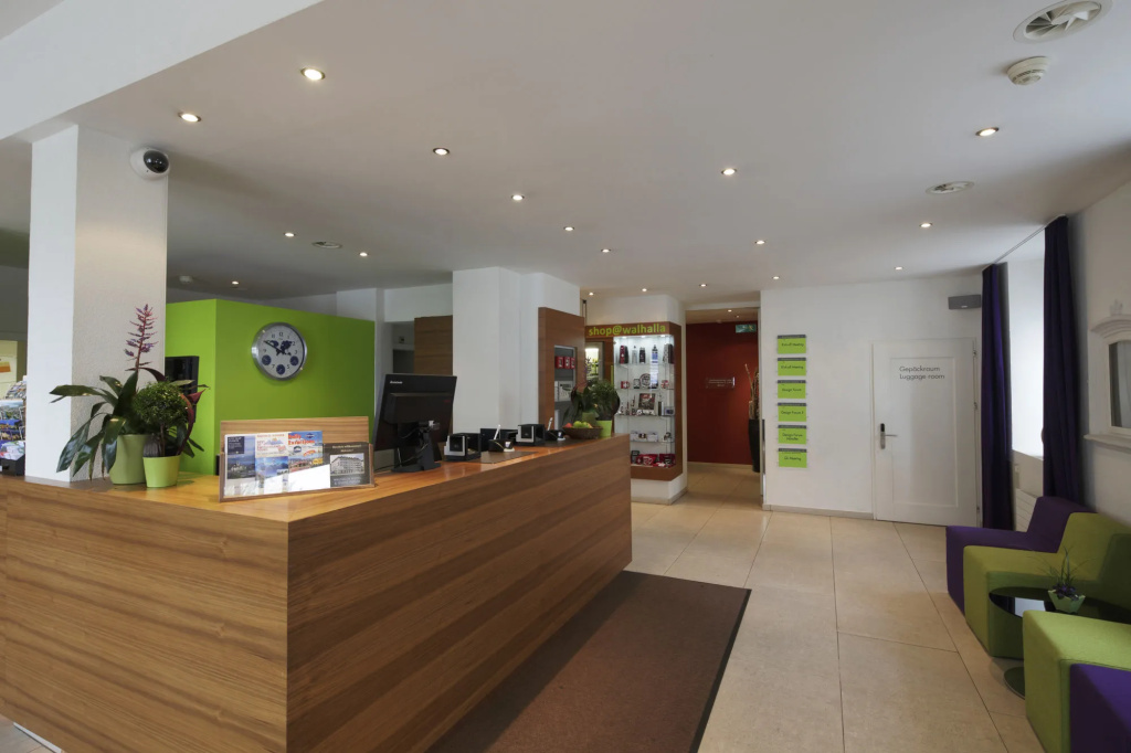 Fred Guest House Hauptbahnhof - Self Check-in — photo 2