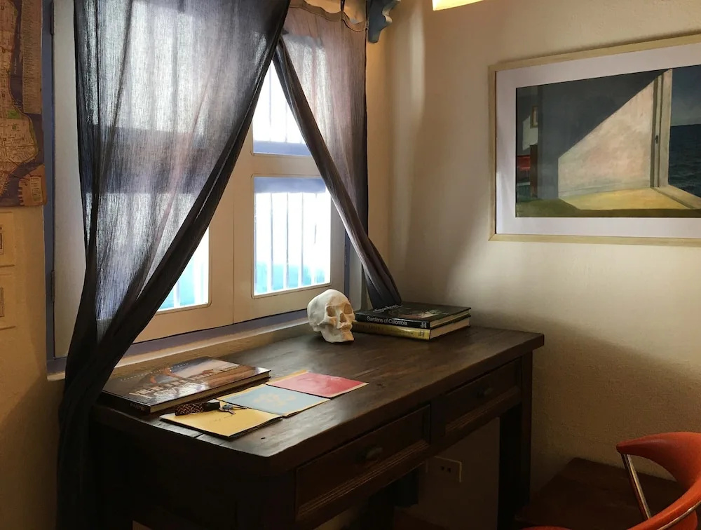 Lez Lezards Bed & Breakfast, photo 2