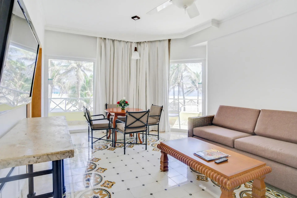 Las Americas Casa de Playa — photo 8