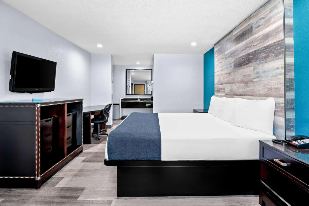 SureStay Hotel by Best Western Buena Park Anaheim, photo 4