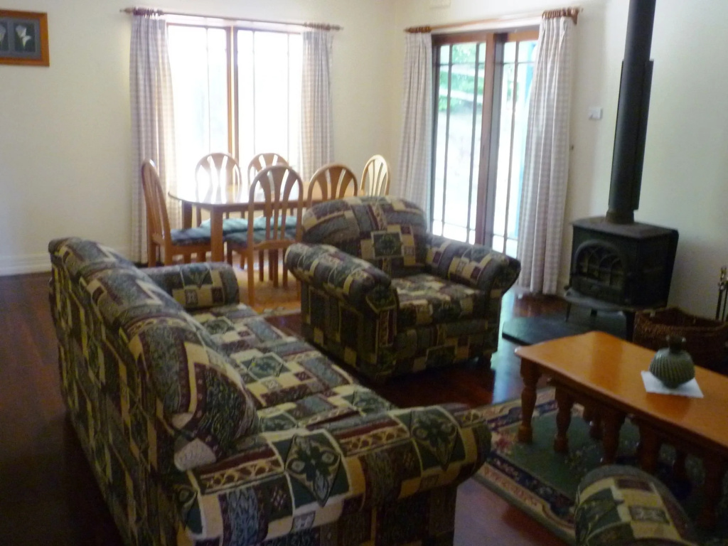 Whispering Pines Cottages, photo 4