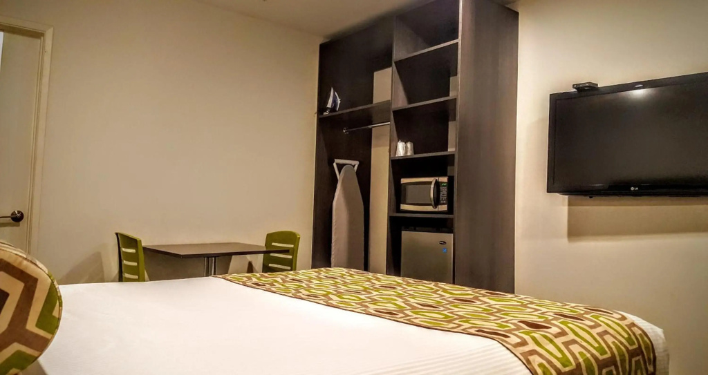 Jewel City Inn, photo 5