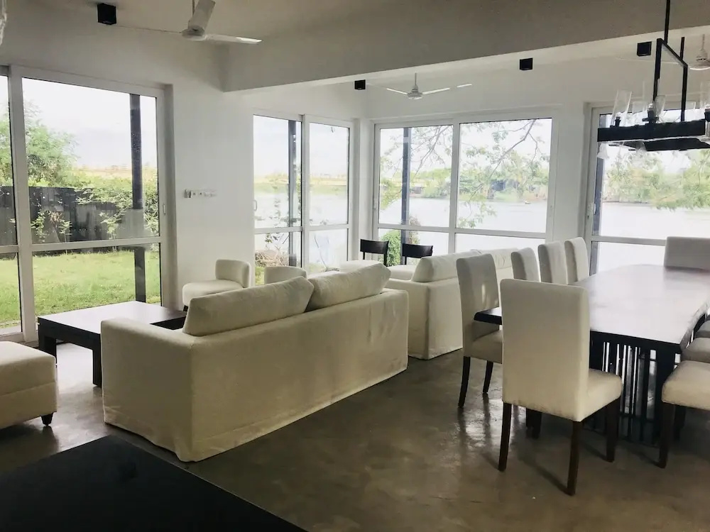 Villa by the Edge — photo 8