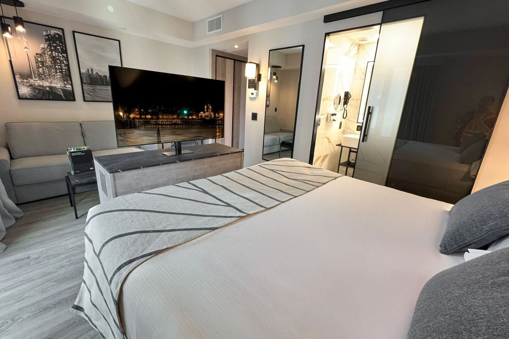 Hotel Riu Plaza Toronto, photo 4