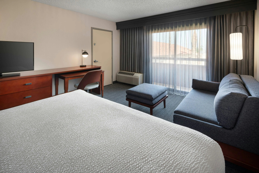Courtyard by Marriott LA Hacienda Heights/Orange County — photo 7