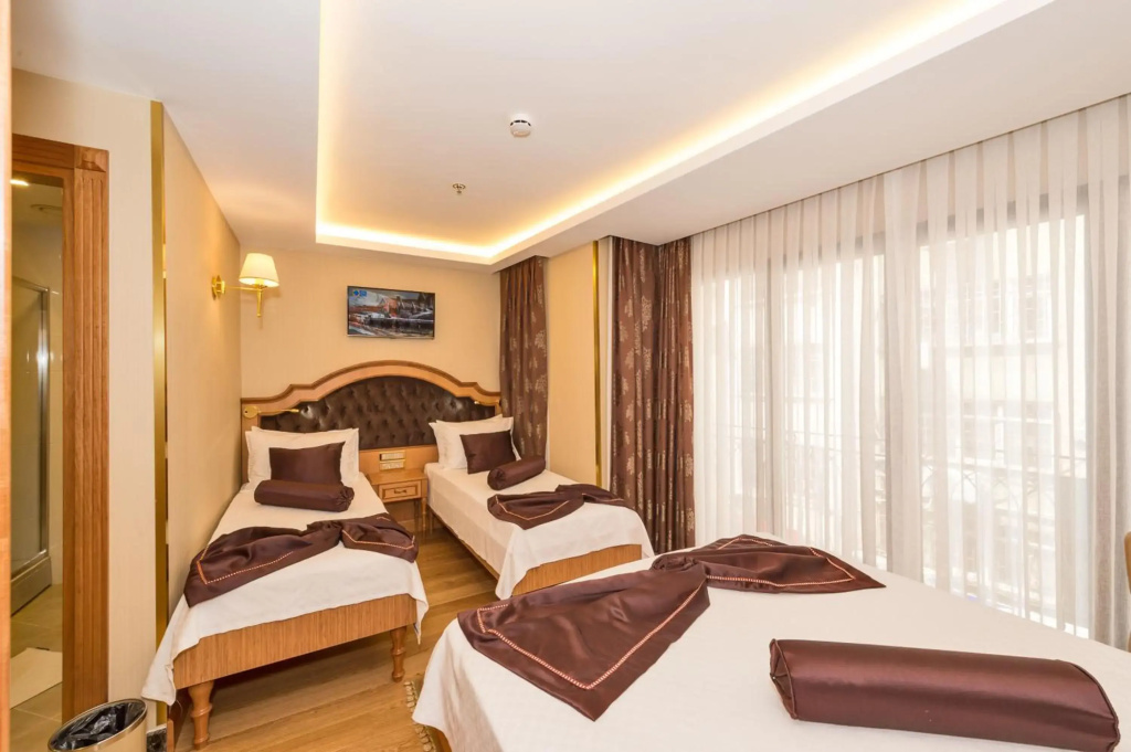 Aprilis Gold Hotel, photo 3