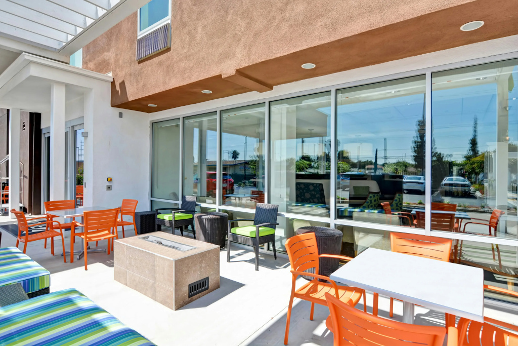 Home2 Suites by Hilton Azusa — photo 7