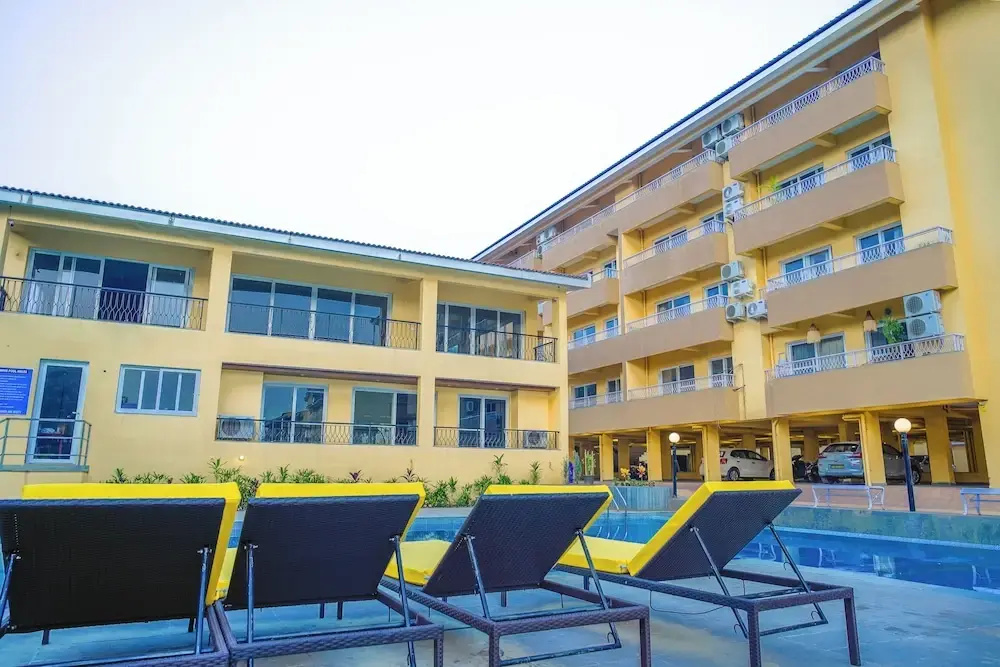Alaya Stays Veera Marina 3 BHK Apartment