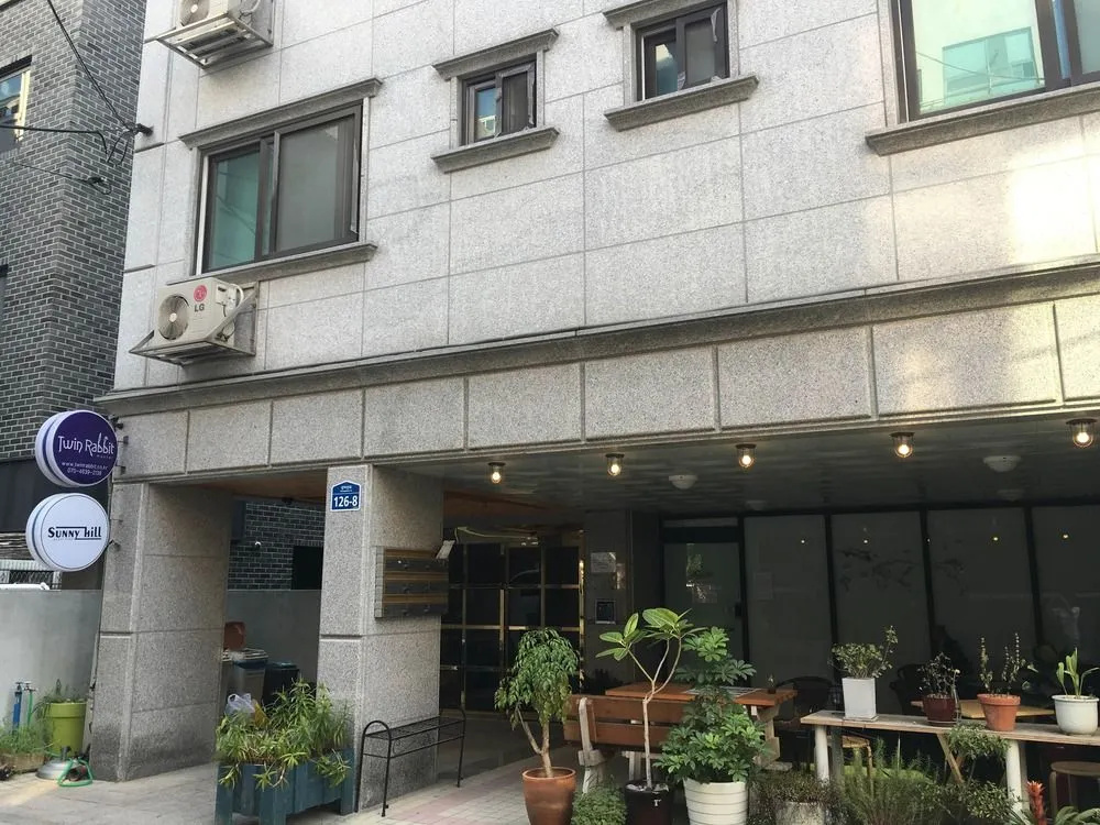 Sunny Hill Guesthouse Hongdae