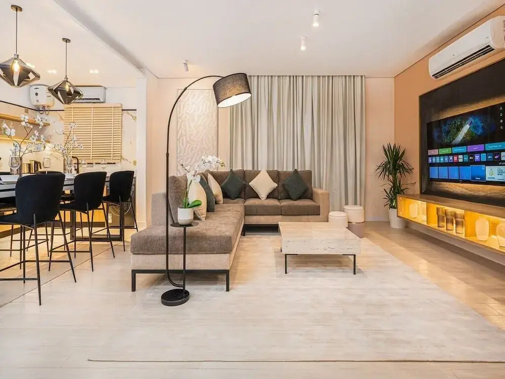 Apartment Refined and Luxurious in Almughrizat, photo 3