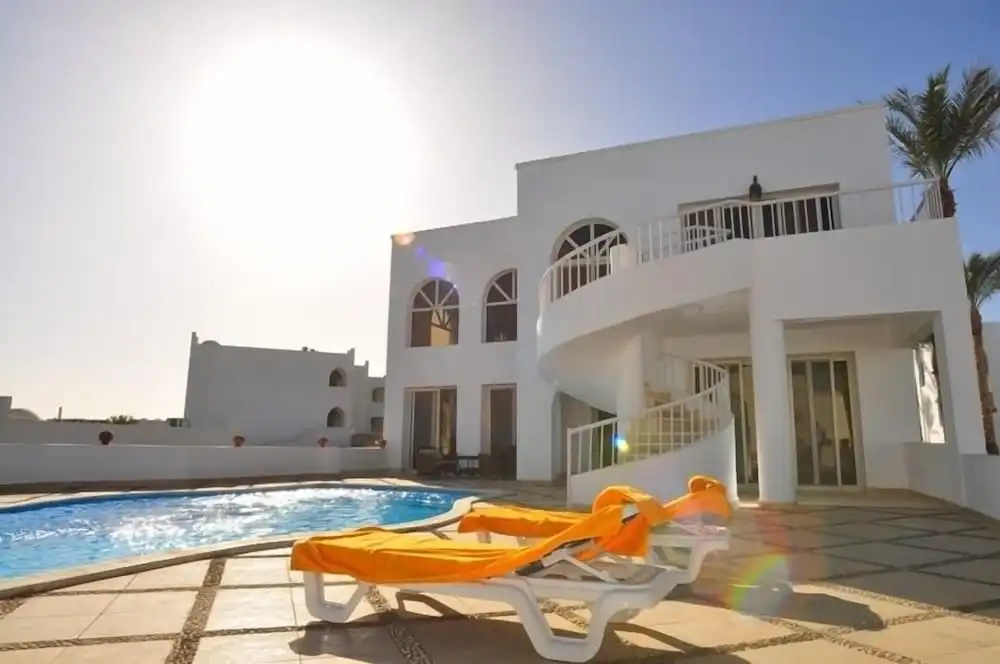 Amazing 4 Bedroom Villa — photo 8