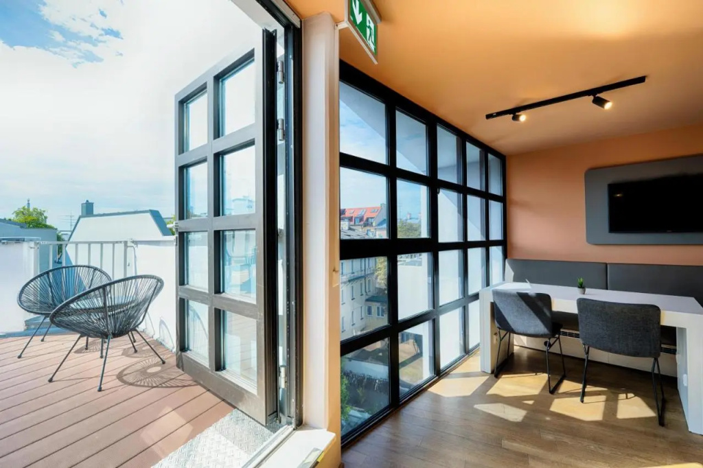 B&B Hotel München-Hbf — photo 8