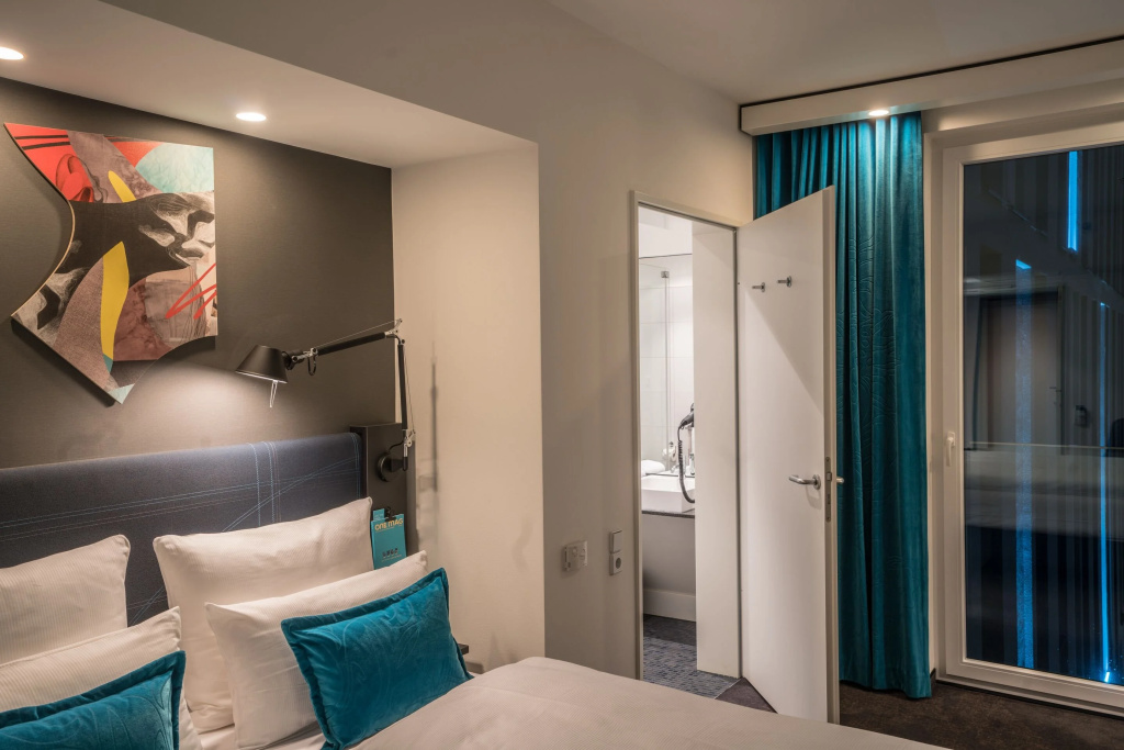 Motel One Berlin-Alexanderplatz — photo 6