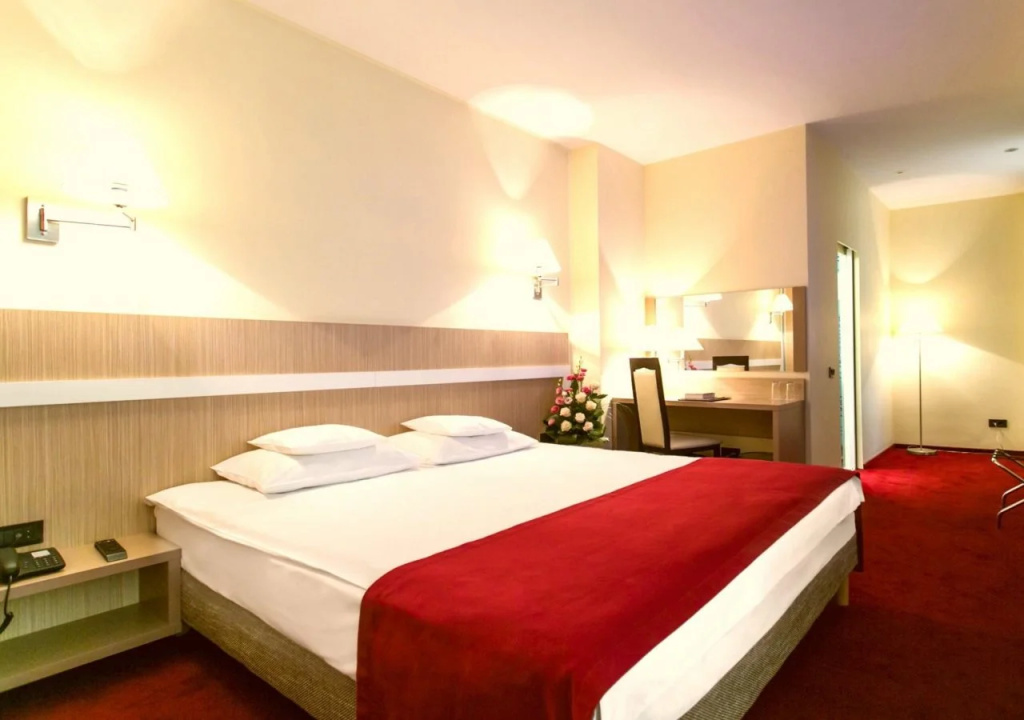 Trianon Hotel, photo 4