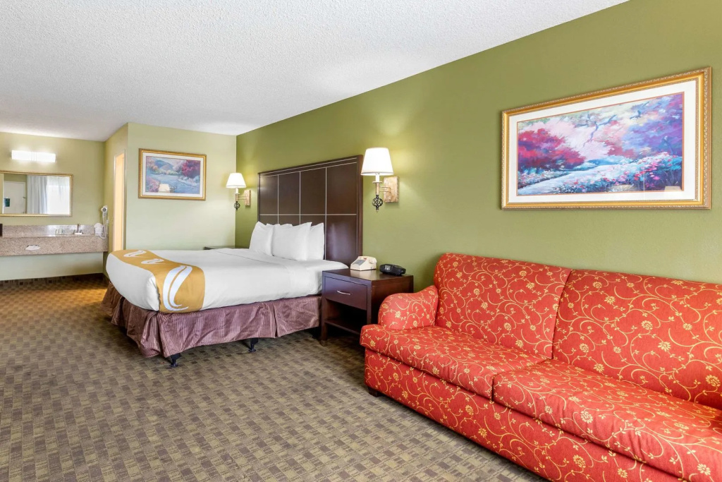 The Buena Park Hotel & Suites — photo 6