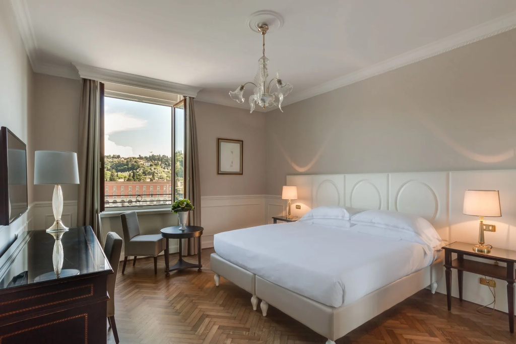 Plaza Hotel Lucchesi, photo 2