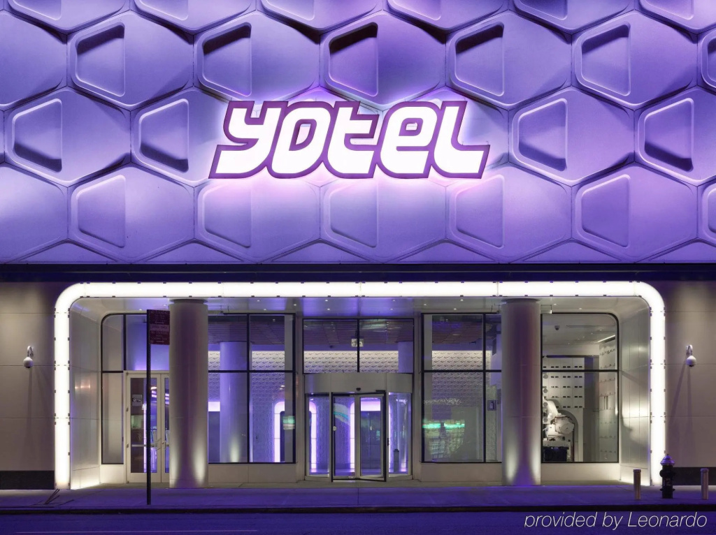 YOTEL New York Times Square