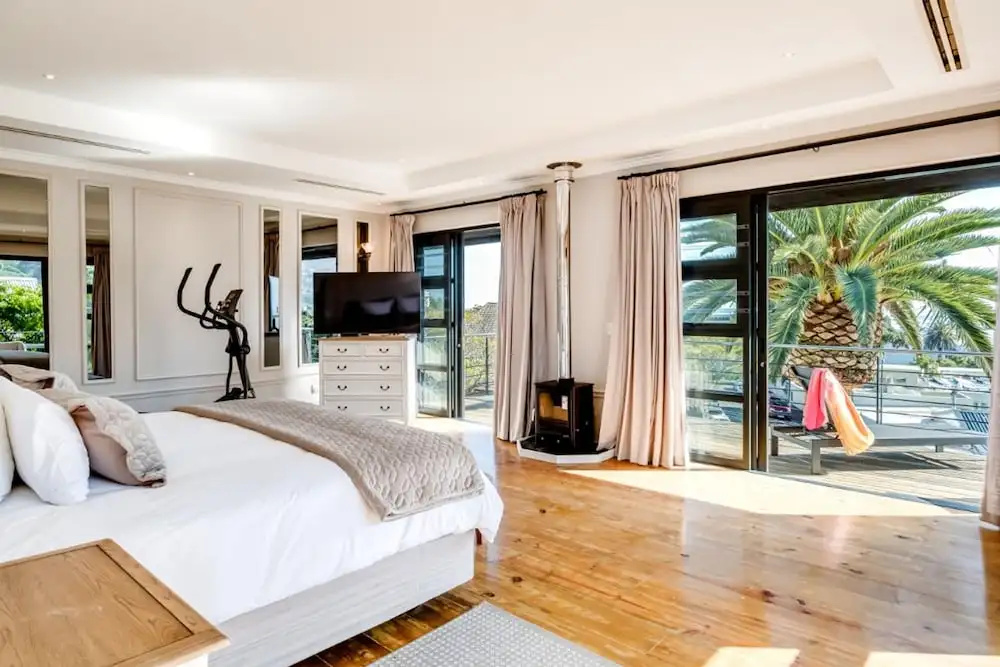 2bed Apt 5min Walk From Camps Bay Central Escape, photo 2