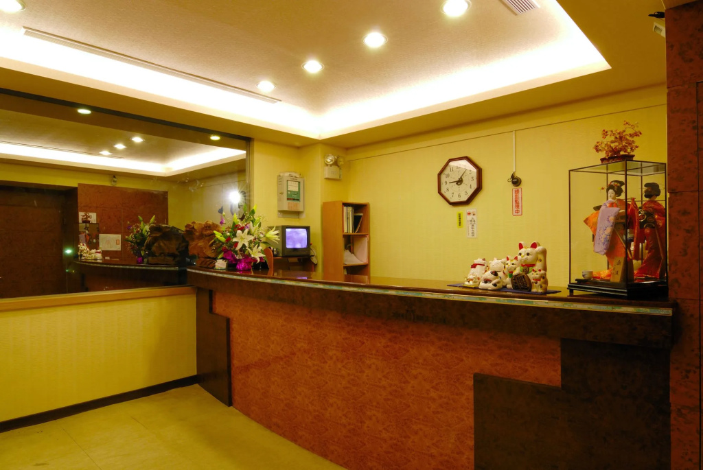 Empire Hotel — photo 2