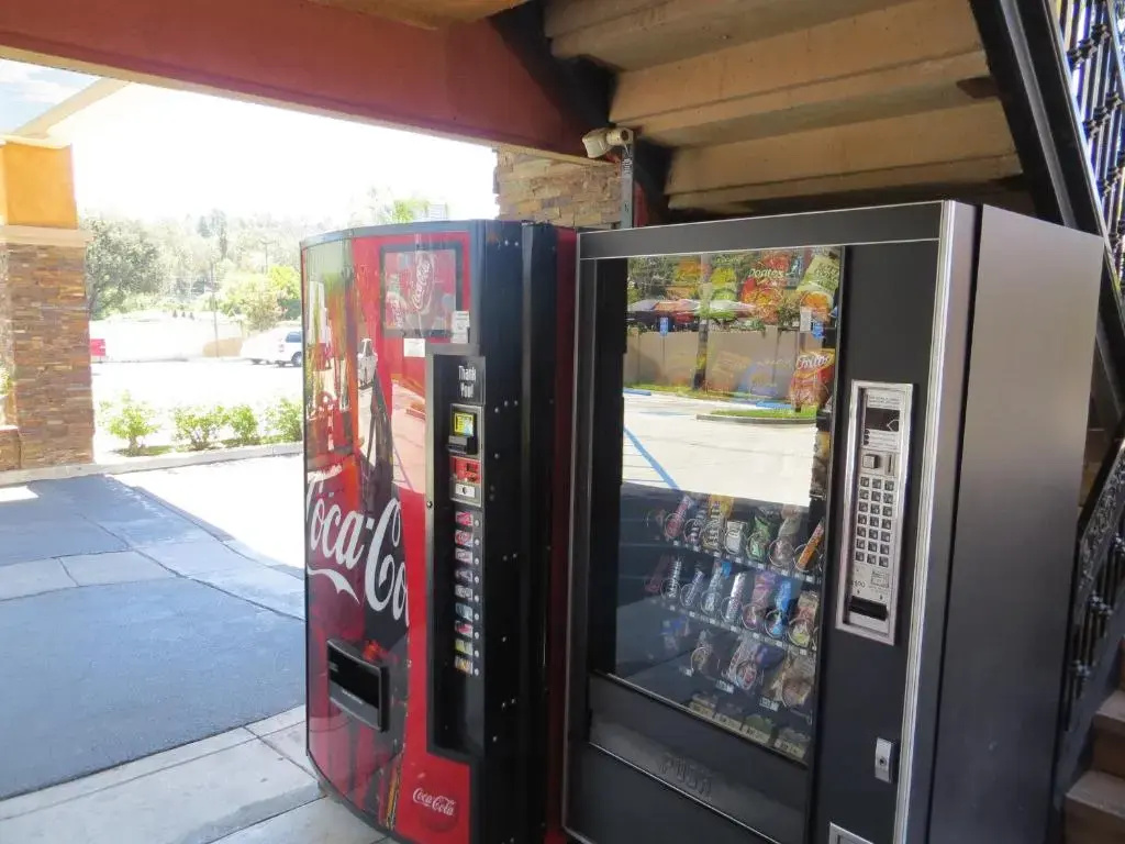 Azusa INN Motel — photo 5