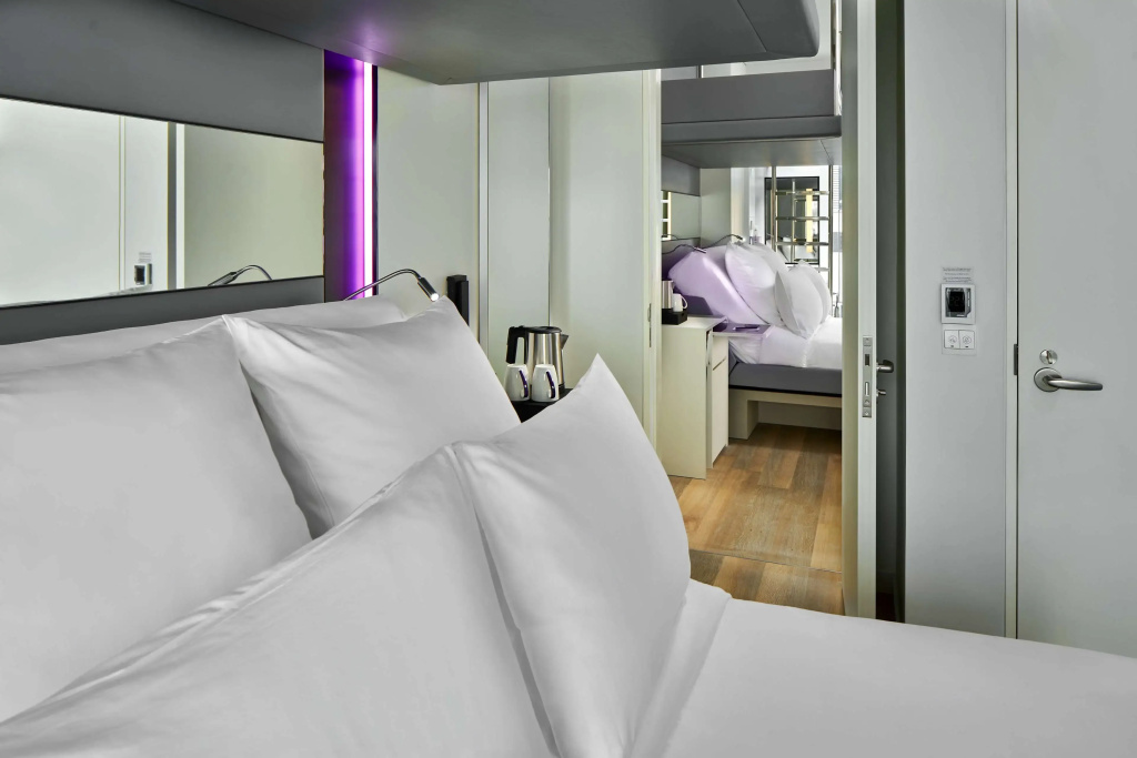 YOTEL Singapore Orchard Road — photo 2