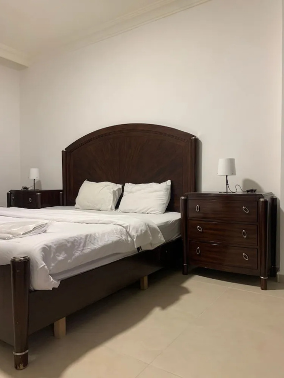 Luxurious 3 Bedroom Apartment in Heart of Amman — photo 2