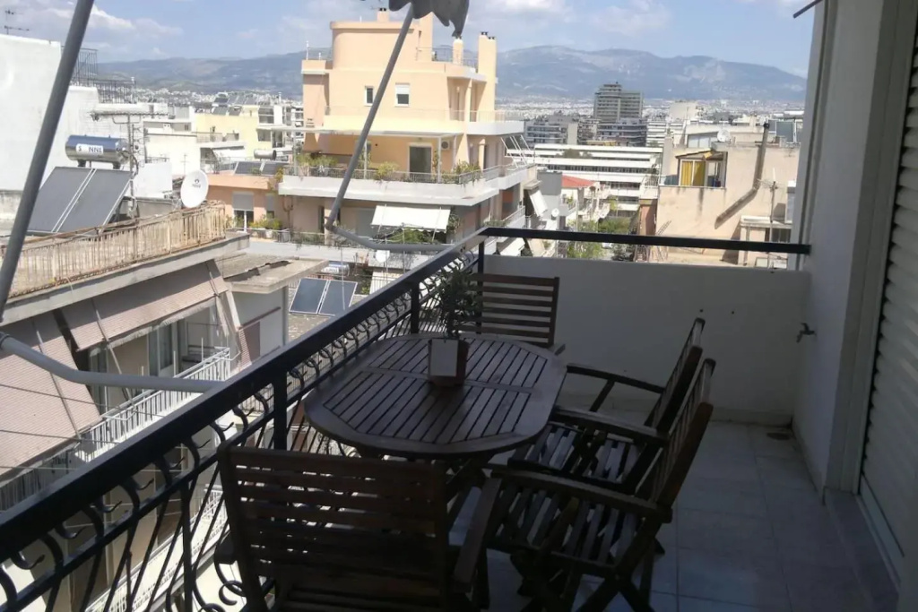 Elegant Athenian Apartment — photo 6