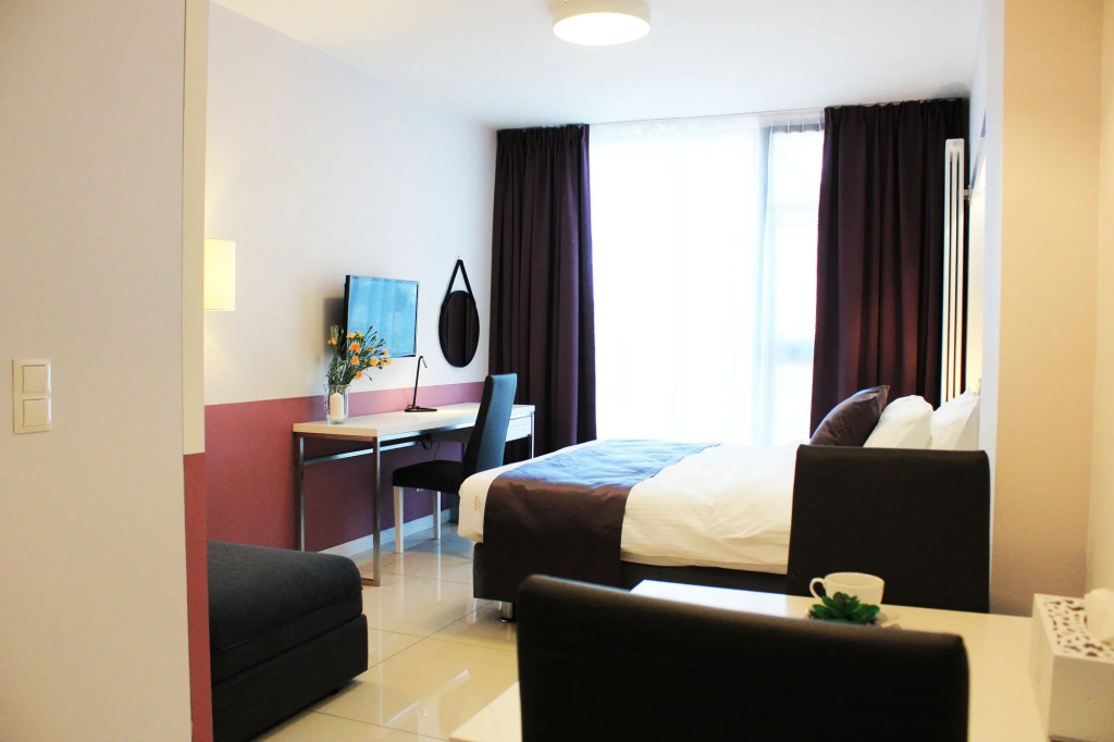 JessApart Hotel - Triton Park — photo 4