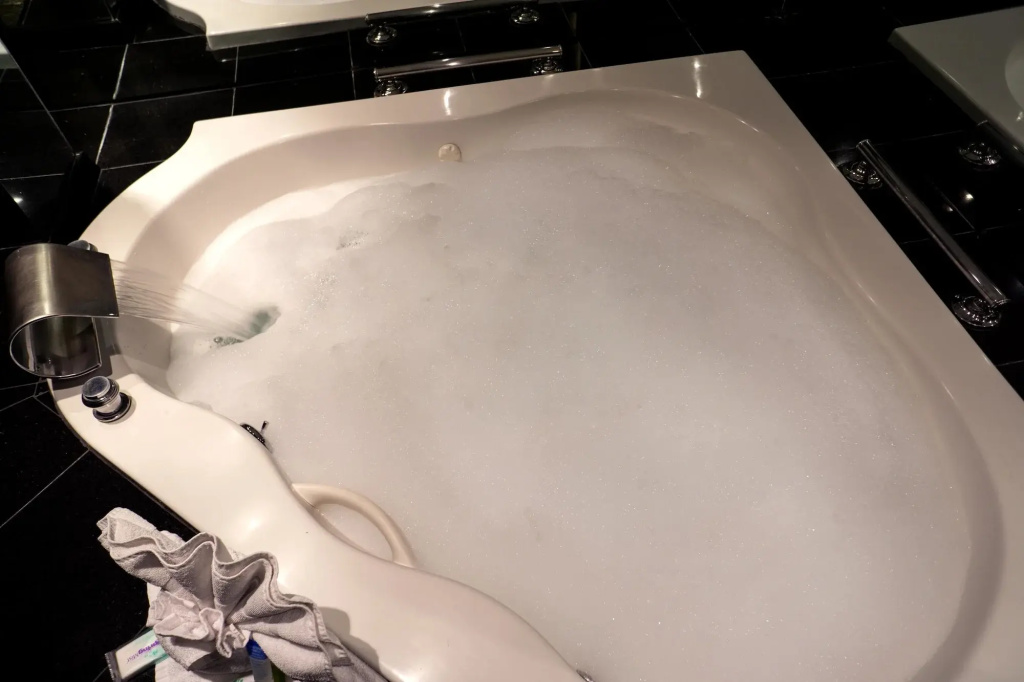 Best Inn & Suites — photo 8