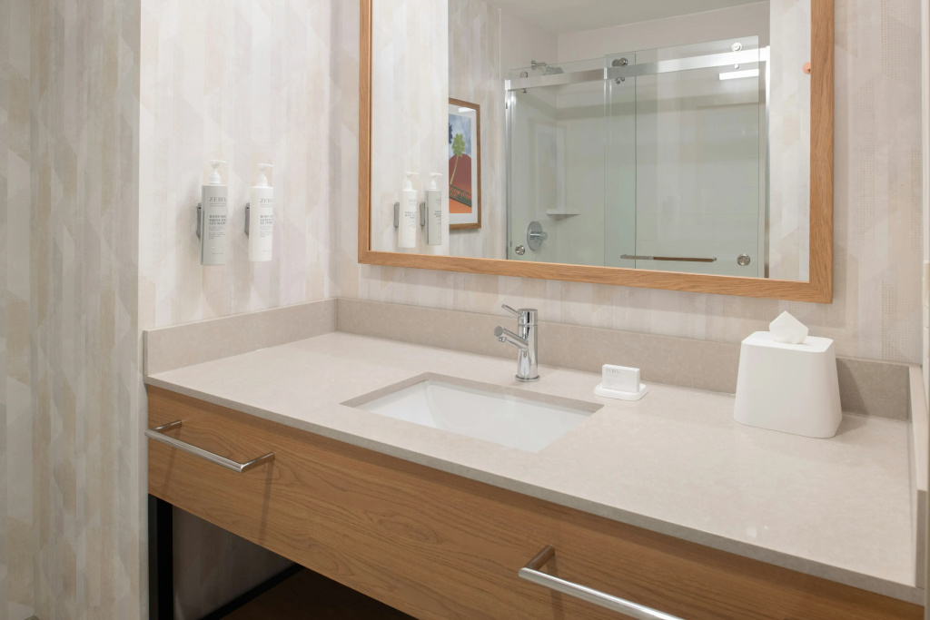 Hampton Inn by Hilton North Hollywood — photo 8