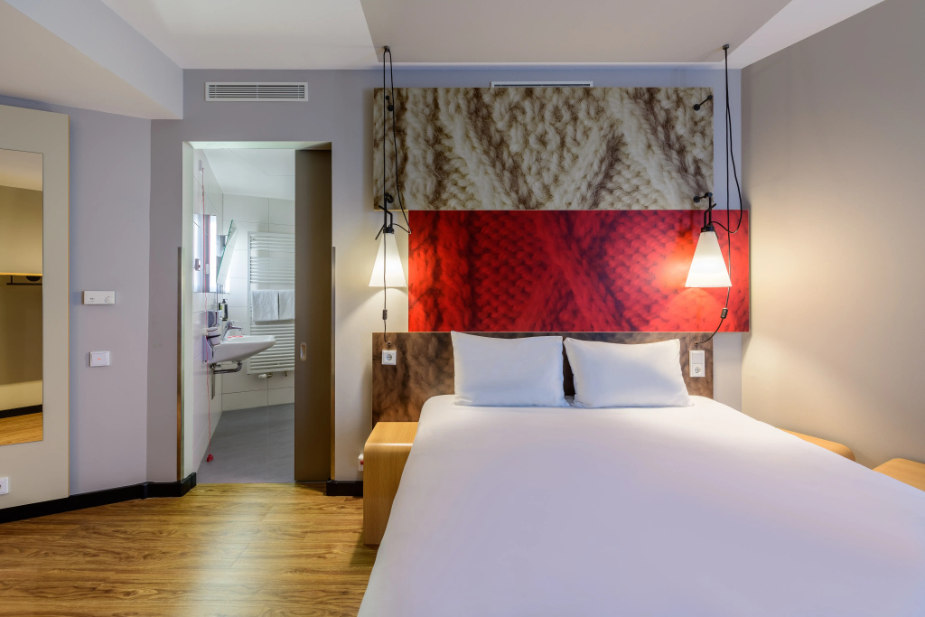 ibis Berlin Hauptbahnhof — photo 2