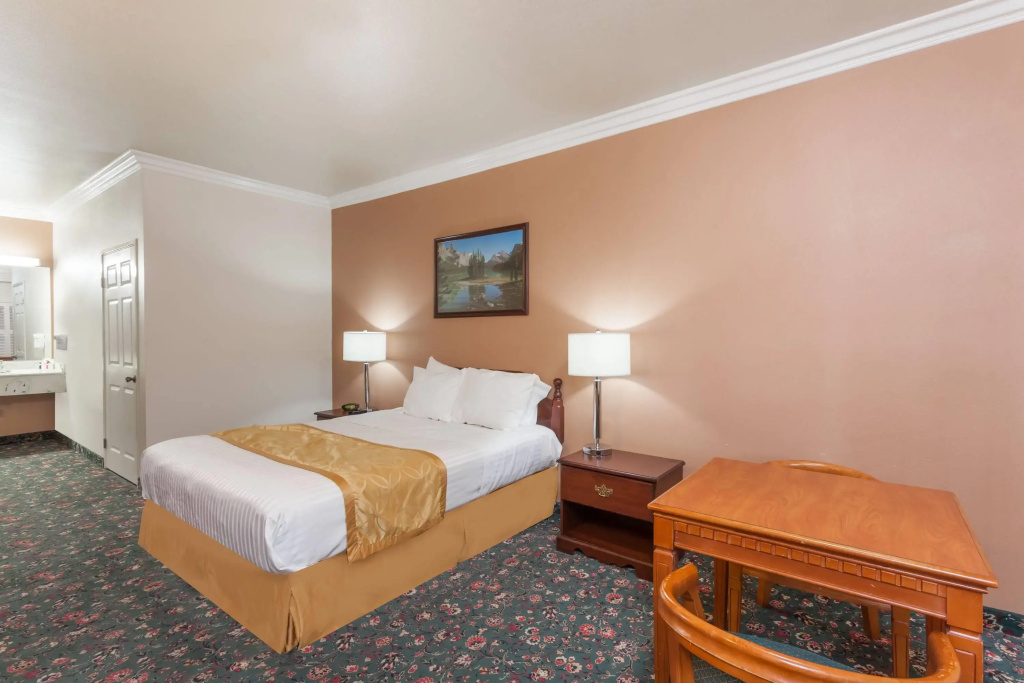 Days Inn & Suites by Wyndham South Gate, photo 4