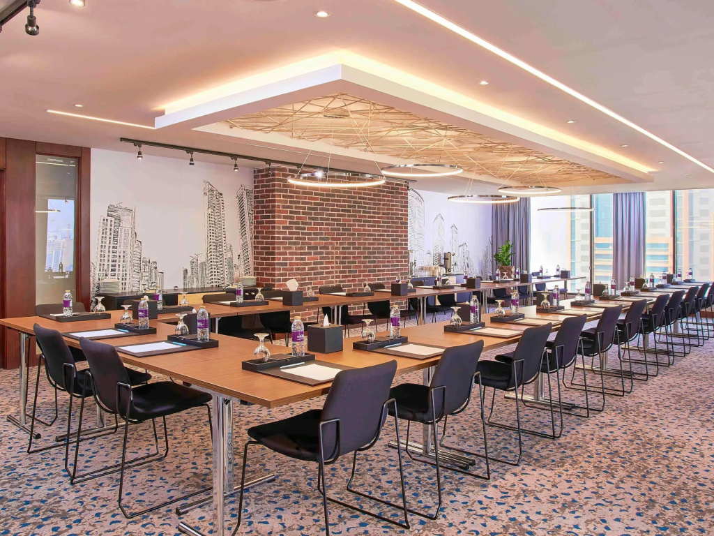 Отель Mercure Dubai Barsha Heights Hotel Suites And Apartments — photo 8
