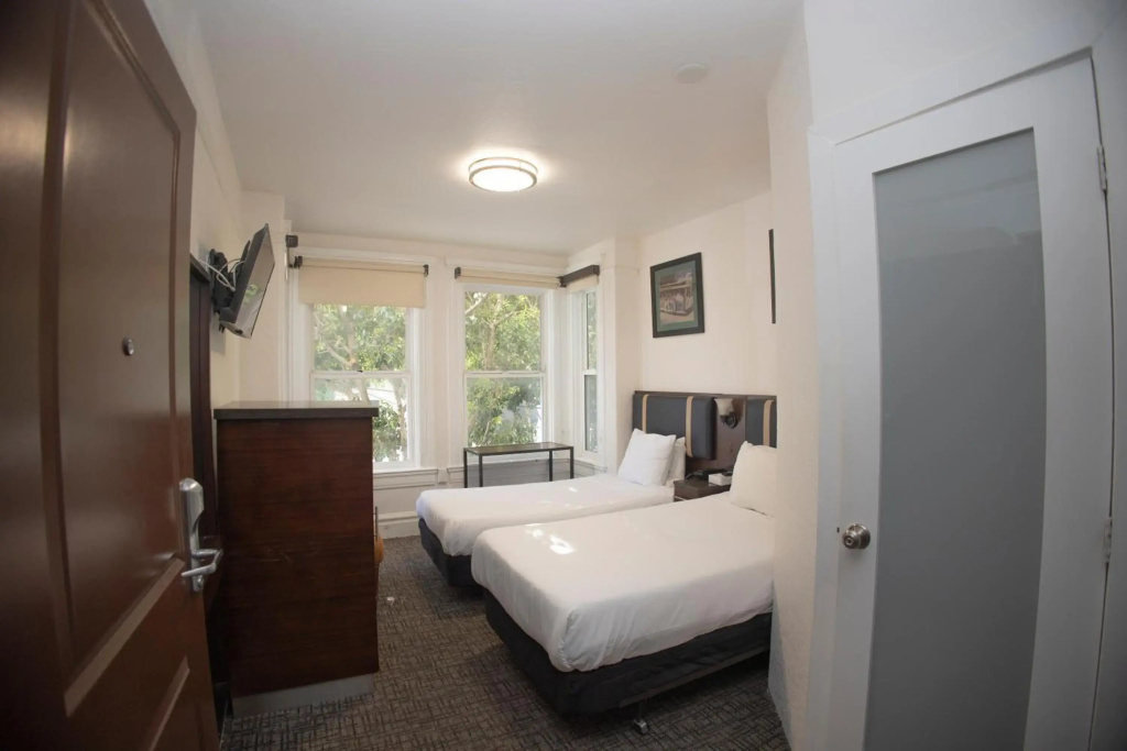 Casa Loma Hotel, photo 4