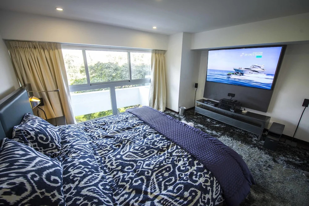 Moon Luxury Apartments, photo 3