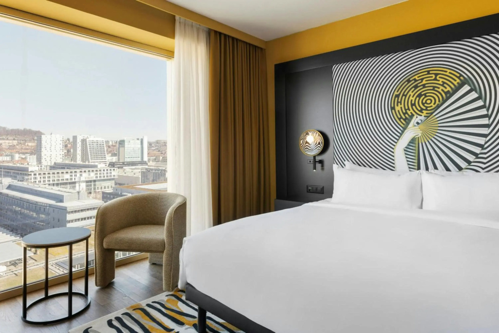 Renaissance Zürich Tower Hotel, photo 4