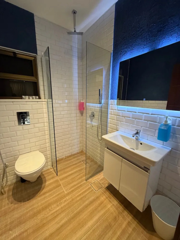 JRE Abdoun Rooftop 2bedroom Kh&sh 02 — photo 8