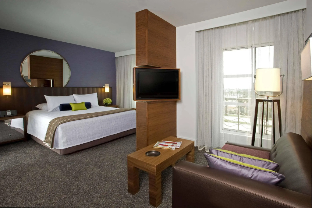 Hyatt Centric The Pike Long Beach — photo 7
