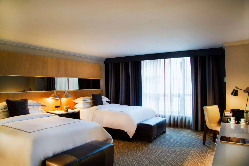The Yorkville Royal Sonesta Hotel Toronto, photo 2
