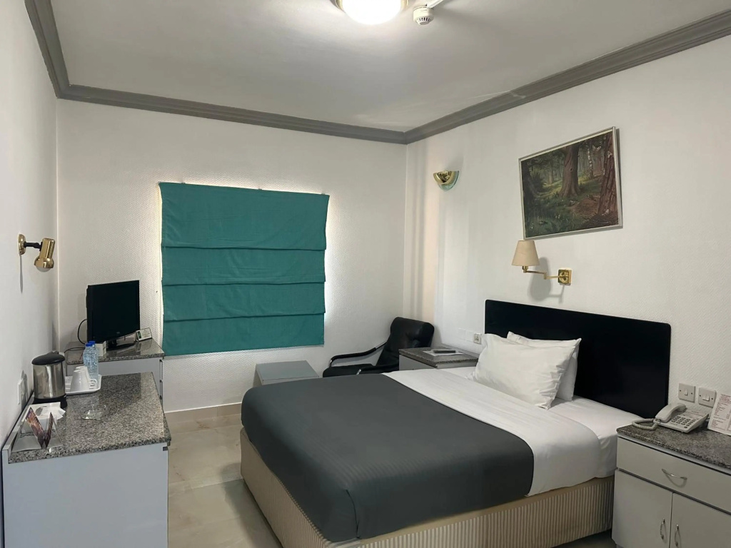Grand Astoria Hotel, photo 4