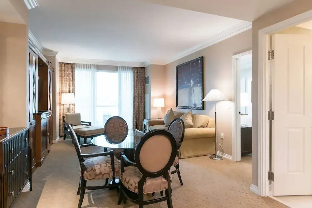 Signature Affordable Luxury — photo 6