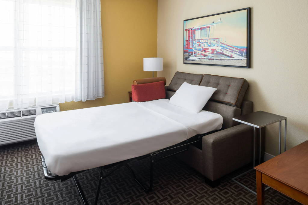 TownePlace Suites Los Angeles LAX/Manhattan Beach, photo 2