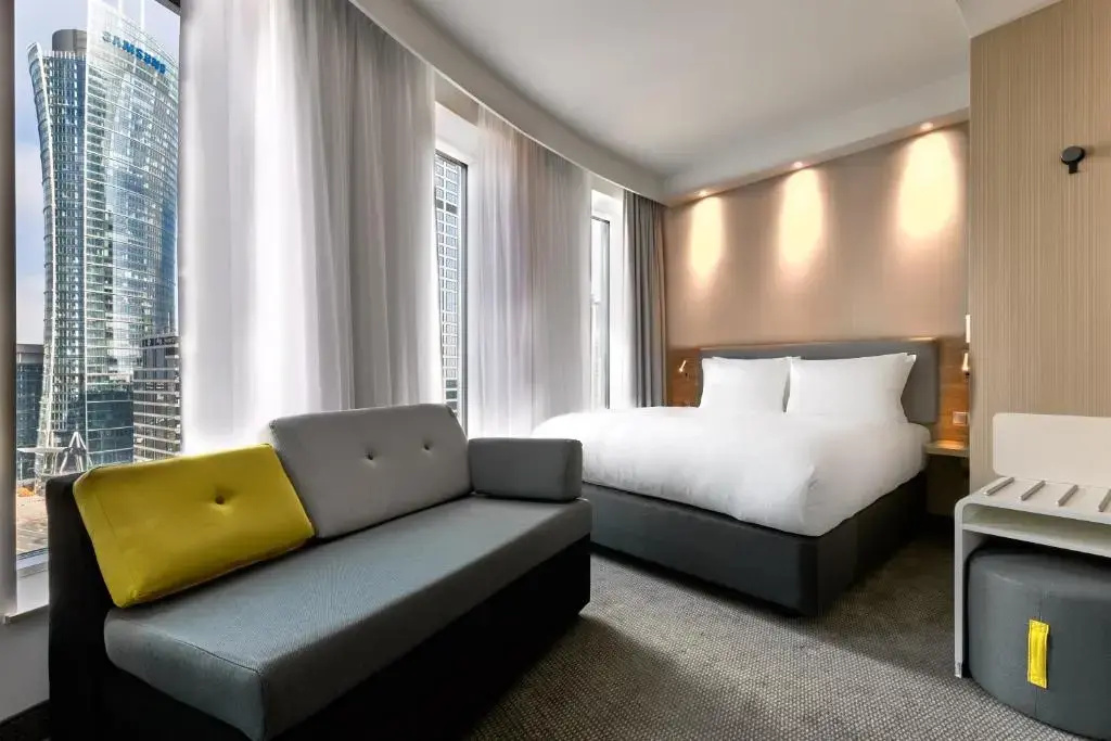 Holiday Inn Express Warsaw Hotel - The HUB by IHG — photo 4