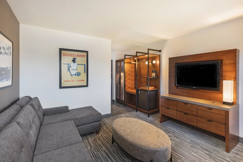 Four Points by Sheraton Los Angeles Westside — photo 6