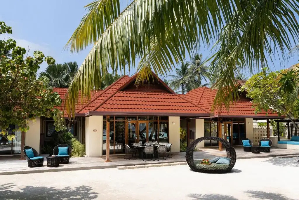 Niva Kurumba Maldives Resort